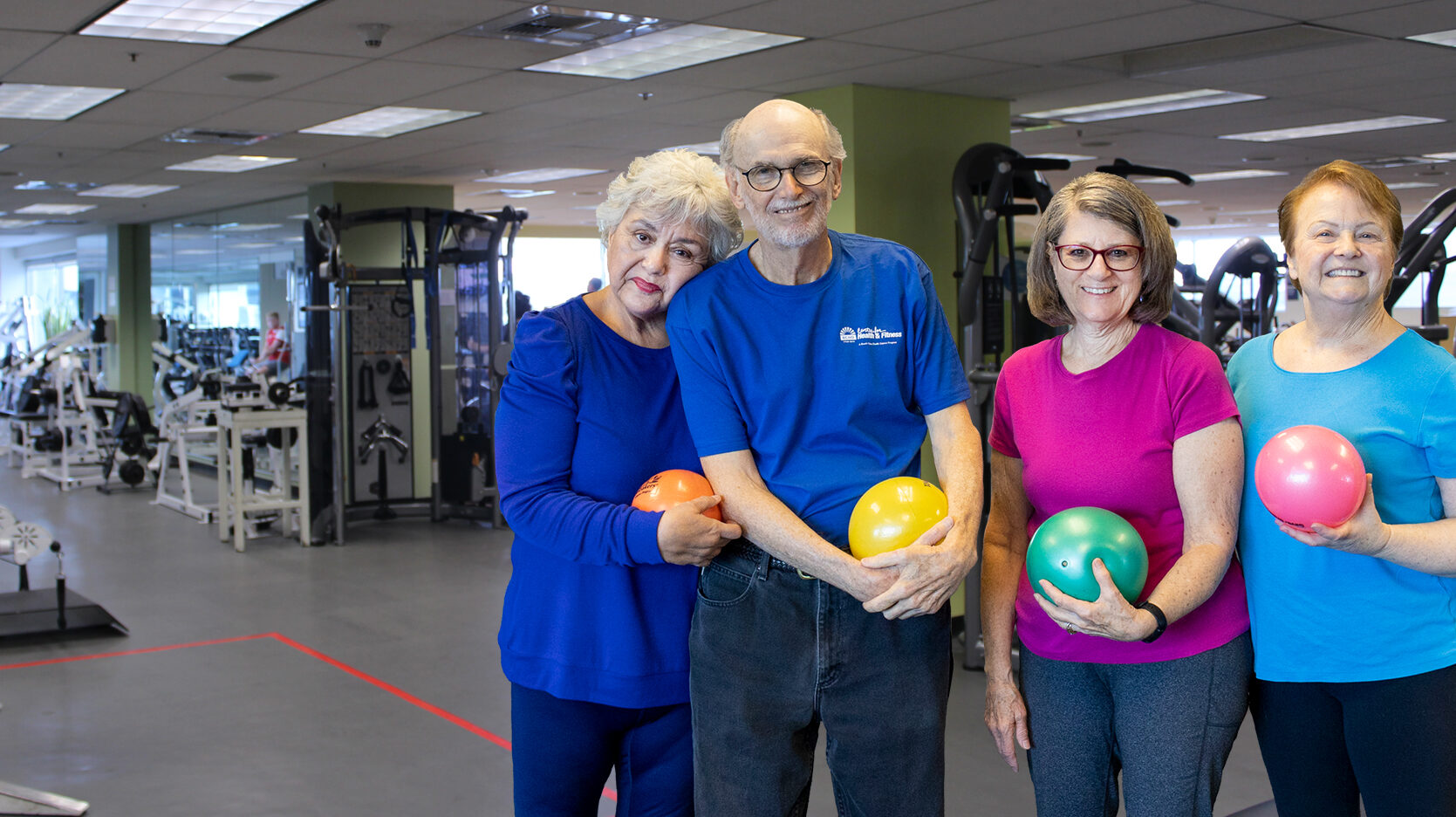 homepage image of elderly gym members at the Center for Health & Fitness